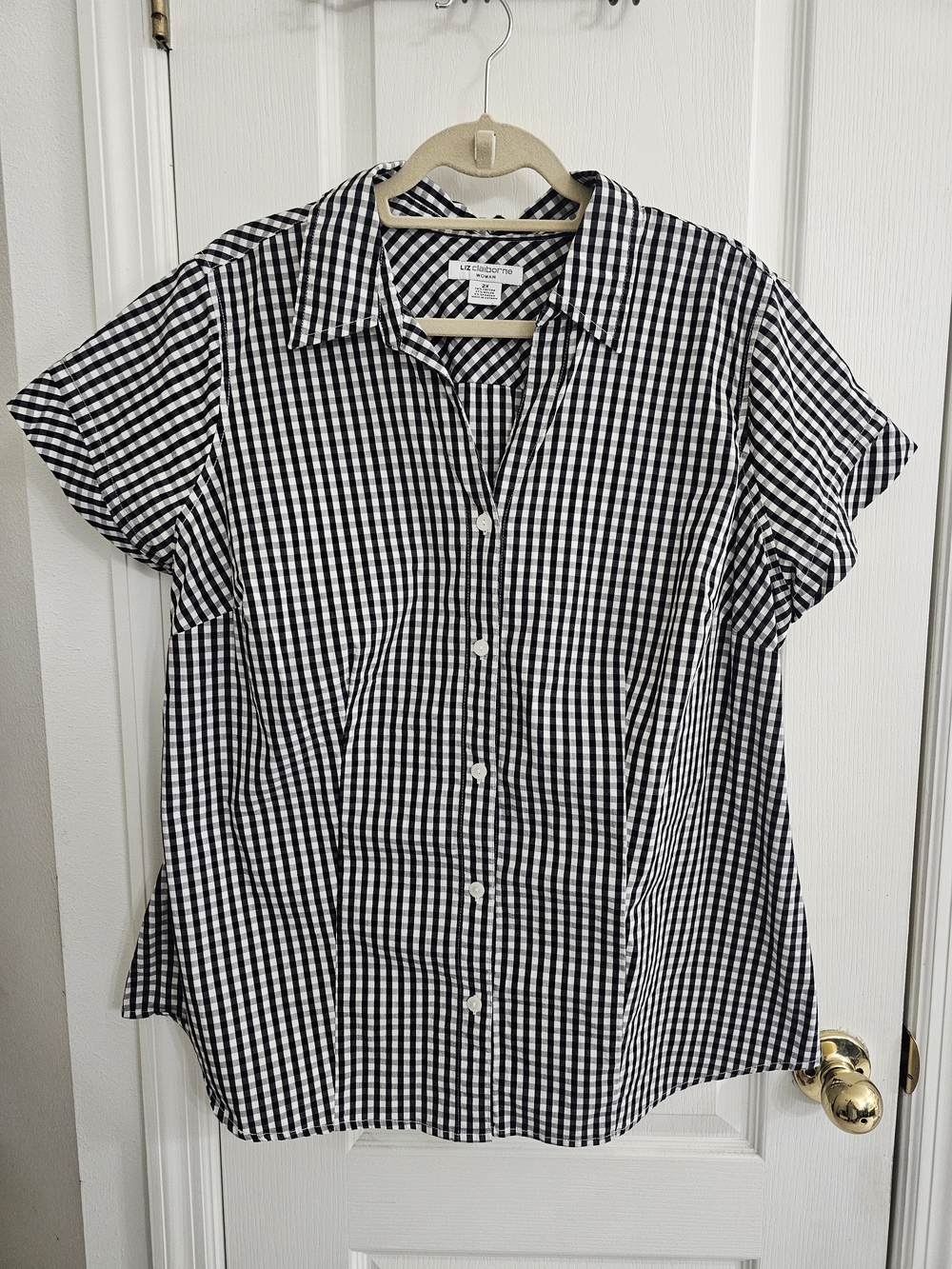 Liz Claiborne Black & White Gingham Short-Sleeve Shirt